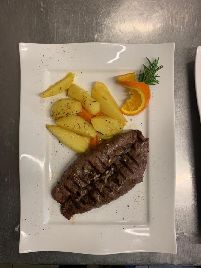 Hotel Und Restaurant Zeus Βόλφσμπουργκ Εξωτερικό φωτογραφία
